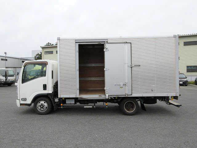中古トラック いすゞアルミバン ＃7