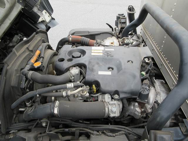 中古トラック いすゞアルミバン ＃9