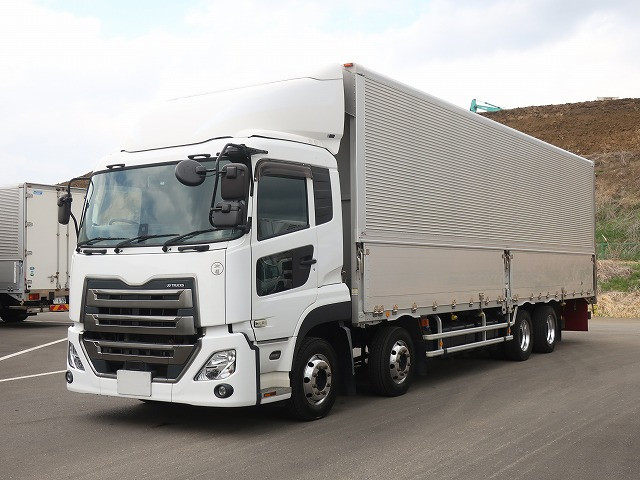 [Vehicles for lease rental only] 2019 model UD Trucks Quon, large aluminum wing, snow melting specification, 4-axle low floor, 390 horsepower