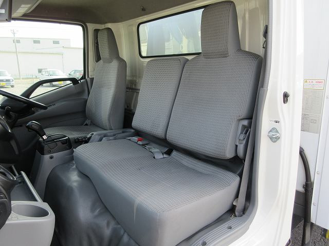 中古トラック 日野冷凍バン ＃23