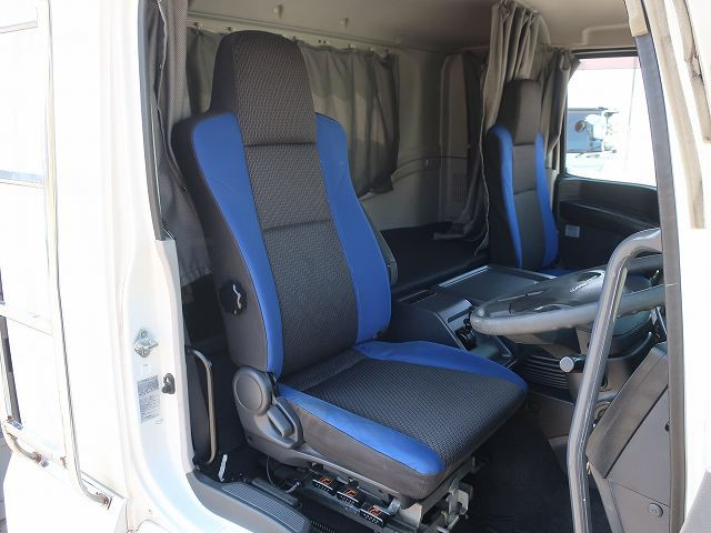 中古トラック いすゞ平ボディアルミブロック ＃12