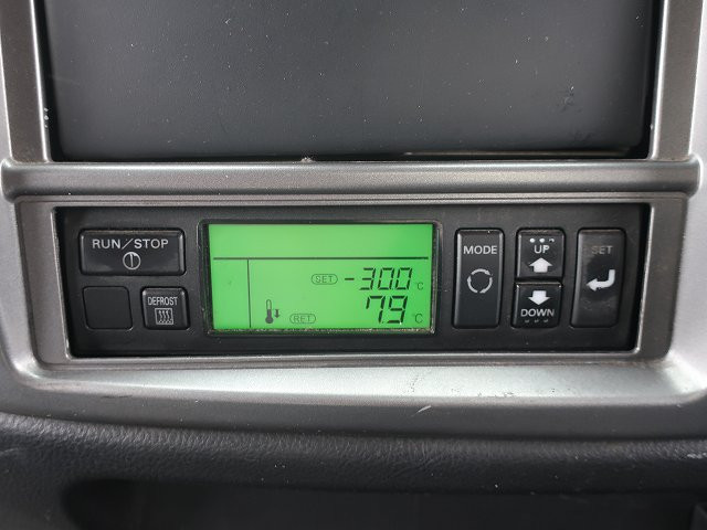 中古トラック 日野冷凍バン ＃17