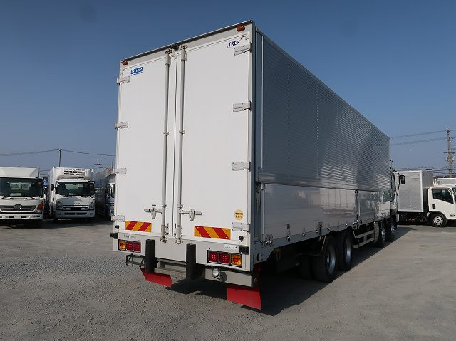 中古トラック いすゞアルミウィング ＃3