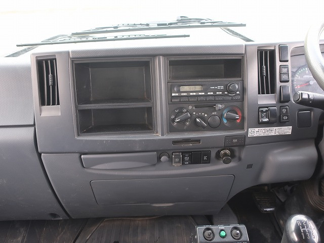 中古トラック いすゞ フォワード 中型ダンプ