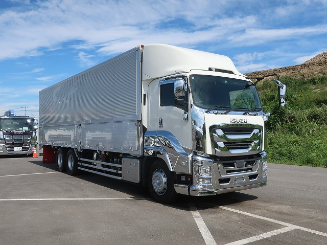 中古トラック いすゞアルミウィング #2