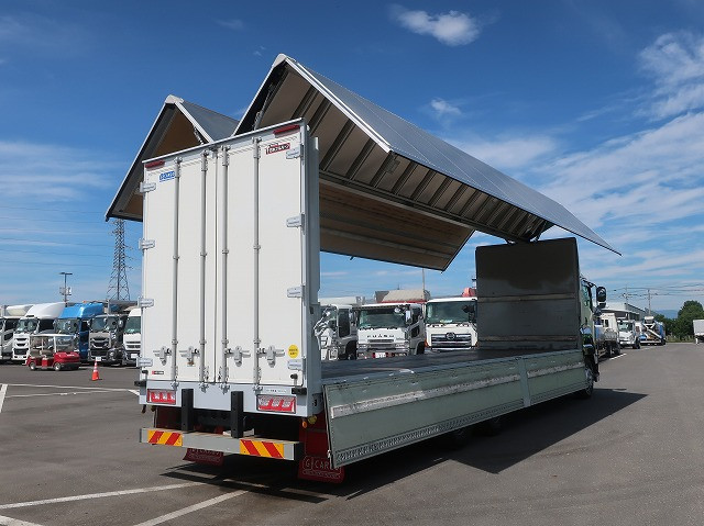 中古トラック いすゞ ギガ 大型アルミウィング