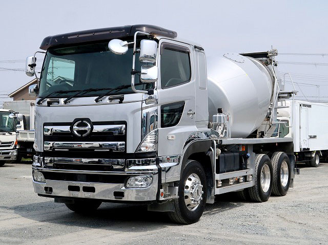 [Vehicles for lease rental only] 2016 model Hino Profia large concrete mixer truck, 2 differentials, Shinmaywa, drum capacity 8.7m3, electric hopper cover, aluminum wheels