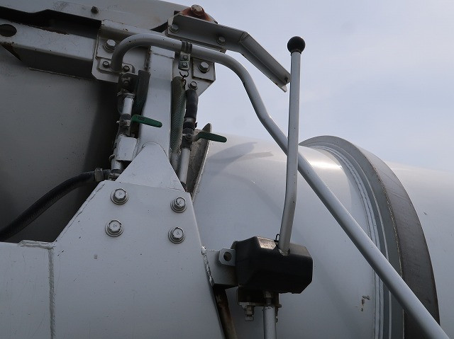 中古トラック 日野コンクリートミキサー車 #11