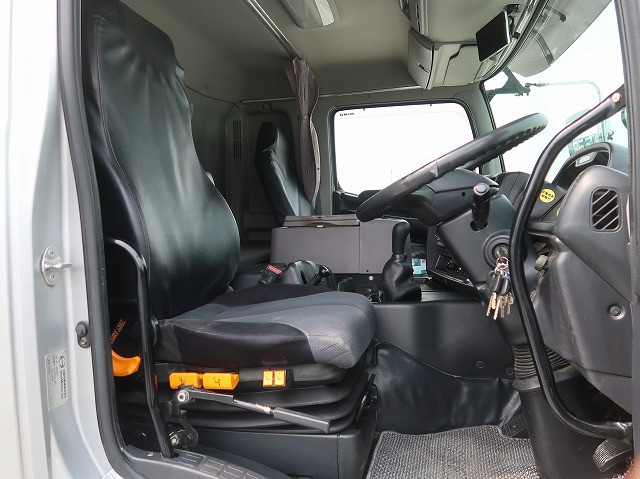 中古トラック 日野コンクリートミキサー車 ＃16