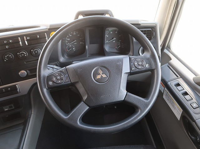 中古トラック 三菱ふそうアルミウィング ＃16