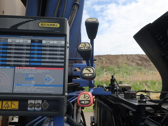 中古トラック 三菱ふそうクレーン付平ボディ ＃11