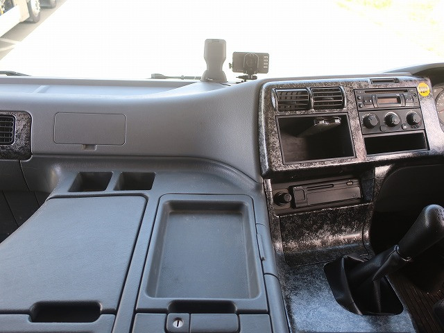 中古トラック 三菱ふそうクレーン付平ボディ #15