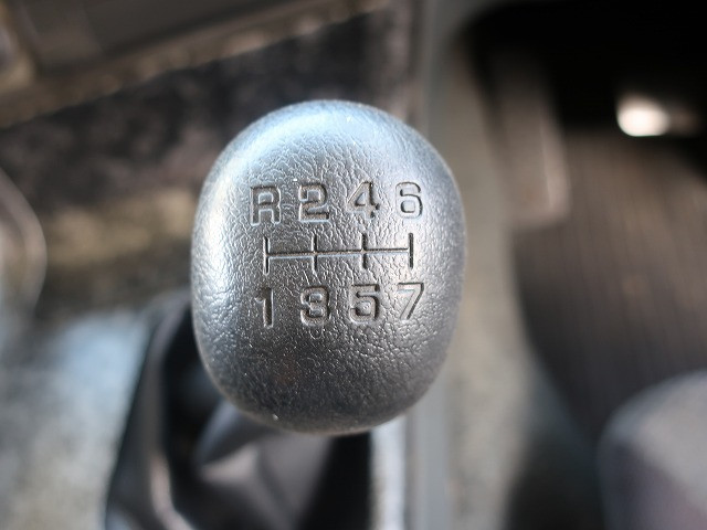 中古トラック 三菱ふそうクレーン付平ボディ ＃18