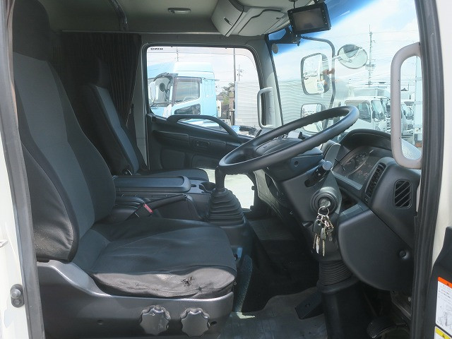 中古トラック 日野冷凍バン ＃13