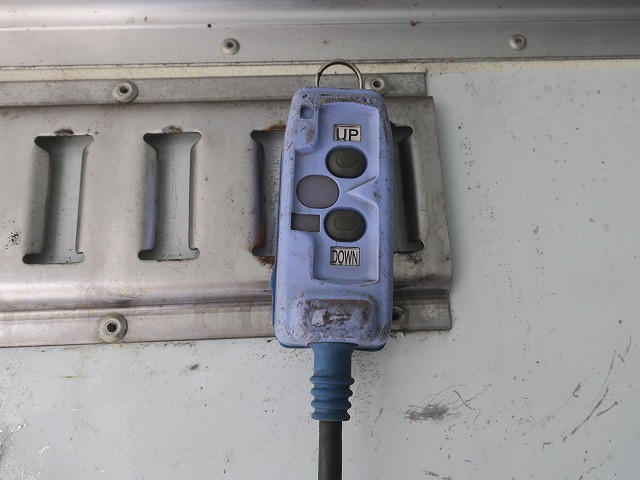 中古トラック 日野冷凍バン ＃8