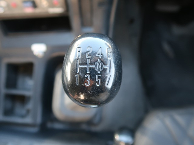 中古トラック いすゞコンクリートミキサー車 ＃18