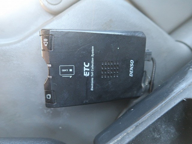 中古トラック いすゞコンクリートミキサー車 #20