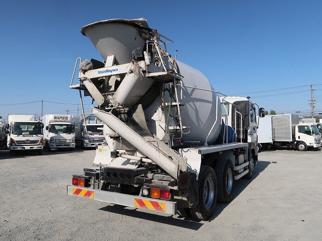 中古トラック いすゞコンクリートミキサー車 #3