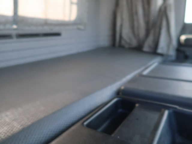 中古トラック いすゞコンクリートミキサー車 #23