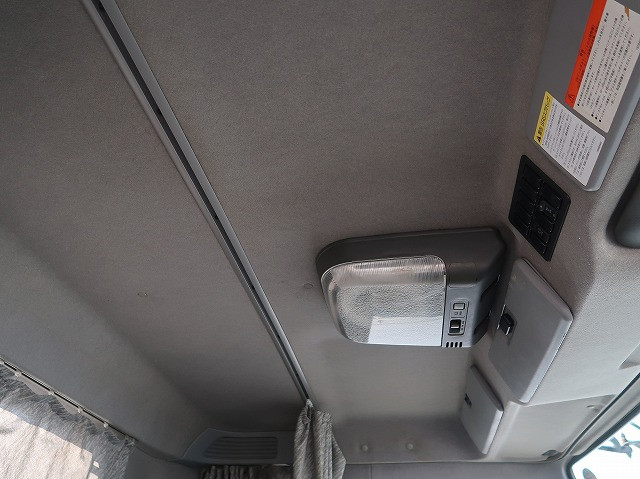 中古トラック いすゞコンクリートミキサー車 ＃24