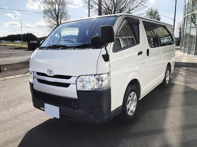 中古車 トヨタ ハイエース ロングDX
