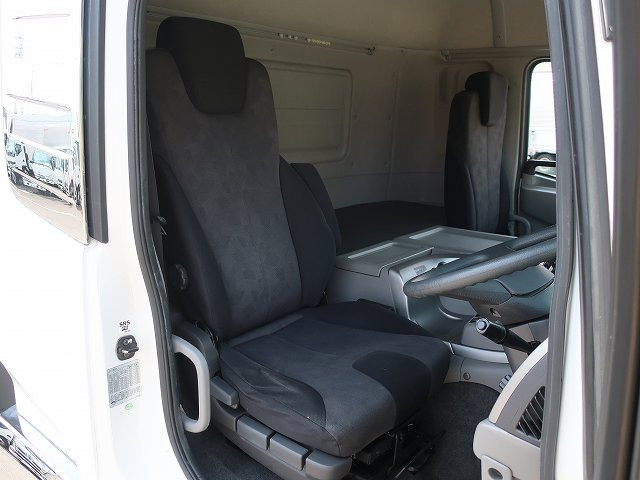 中古トラック UDトラックスアルミウィング ＃13