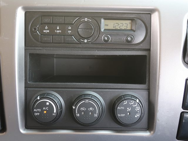 中古トラック UDトラックスアルミウィング ＃17