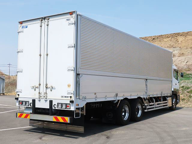 中古トラック UDトラックスアルミウィング ＃3