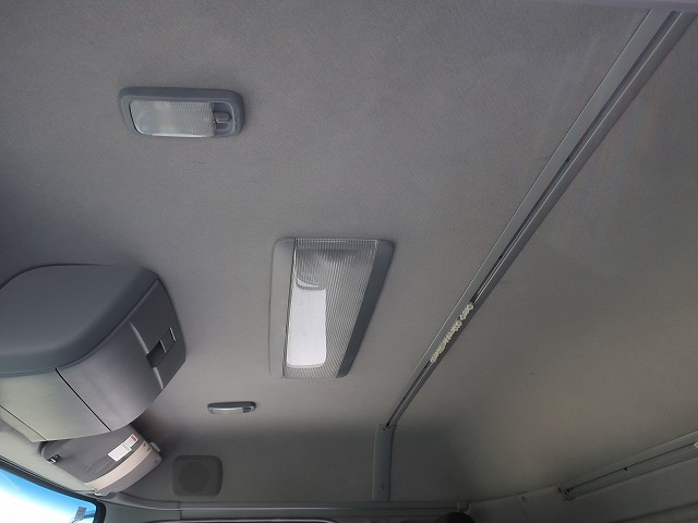 中古トラック UDトラックスアルミウィング ＃24