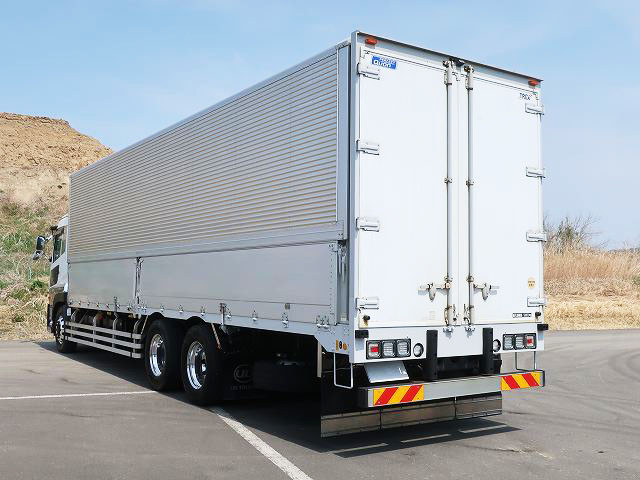 中古トラック UDトラックスアルミウィング ＃4