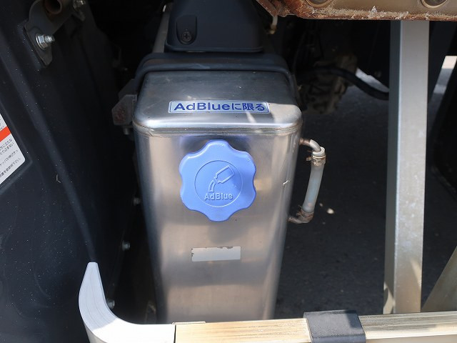 中古トラック UDトラックスアルミウィング ＃10