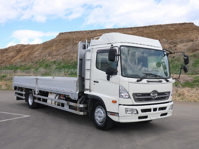 中古トラック 日野 レンジャー 増トン平ボディアルミブロック