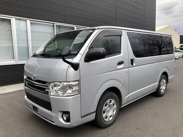 トヨタ　ワンボックス／商用車・乗用車
