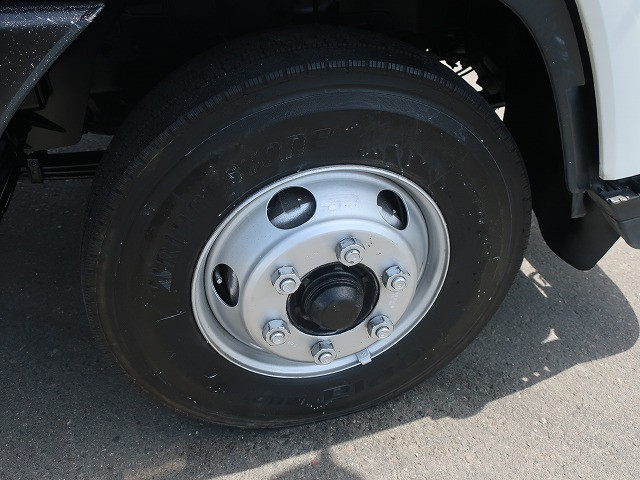 中古トラック いすゞ冷凍バン ＃14