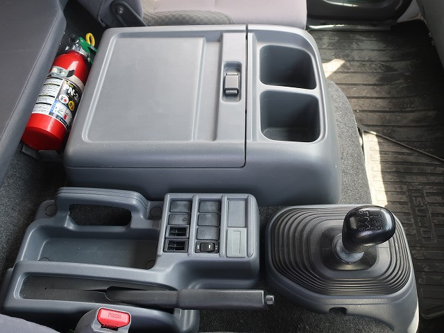 中古トラック いすゞ冷凍バン ＃23