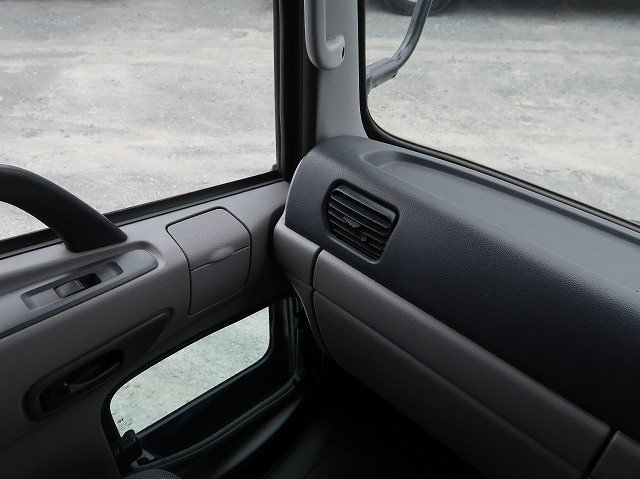 中古トラック UDトラックスアルミウィング ＃13