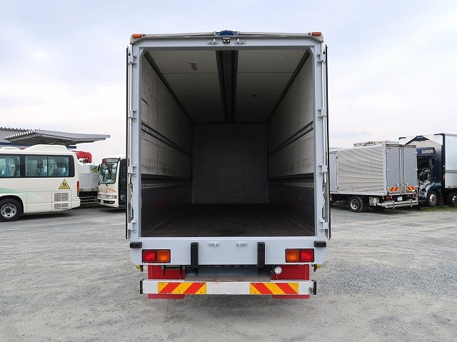 中古トラック UDトラックスアルミウィング ＃7