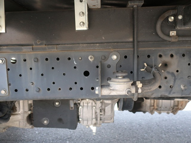 中古トラック いすゞアルミバン ＃8