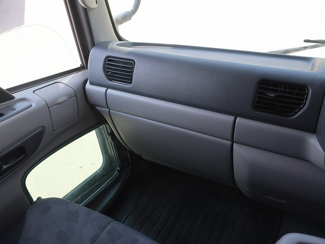 中古トラック UDトラックスアルミウィング ＃13