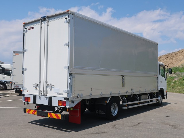 中古トラック UDトラックスアルミウィング ＃3