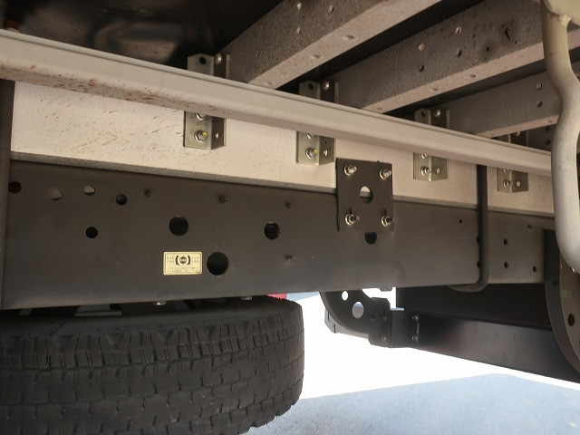 中古トラック UDトラックスアルミウィング ＃9