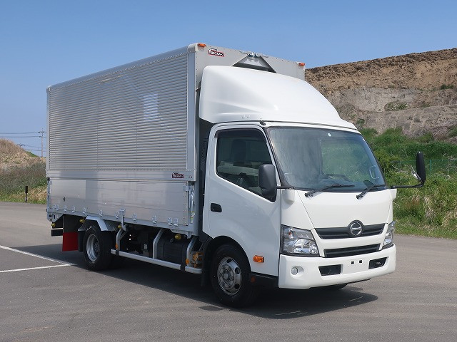 中古トラック 日野 デュトロ 小型アルミウィング