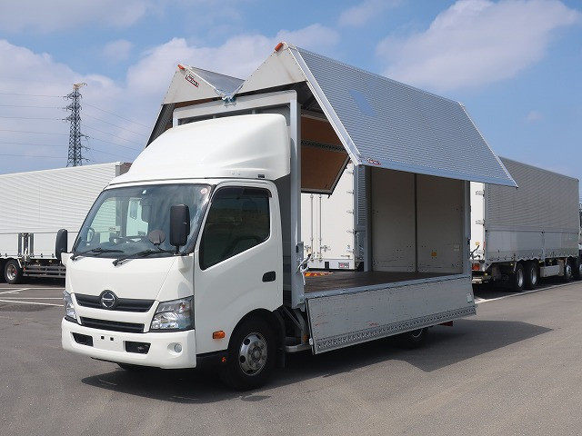 中古トラック 日野 デュトロ 小型アルミウィング