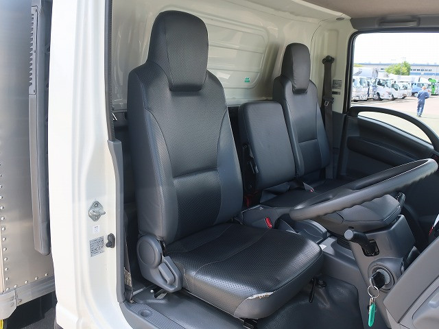 中古トラック いすゞアルミバン ＃12