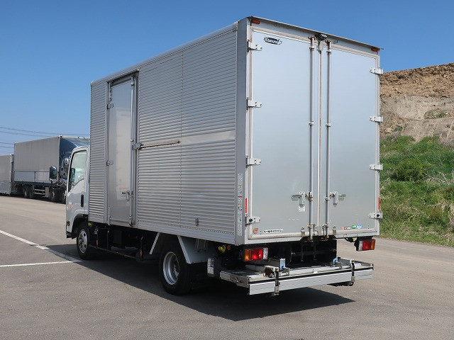 中古トラック いすゞアルミバン ＃3