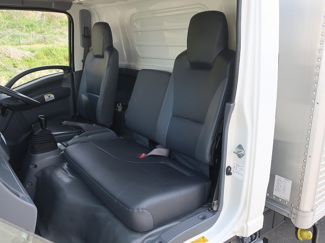 中古トラック いすゞアルミバン ＃23