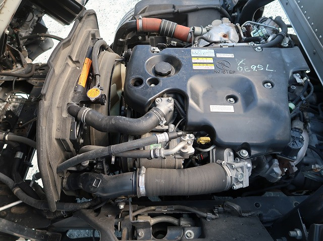 中古トラック いすゞアルミバン ＃11