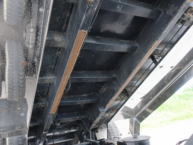 中古トラック 三菱ふそうダンプ ＃8