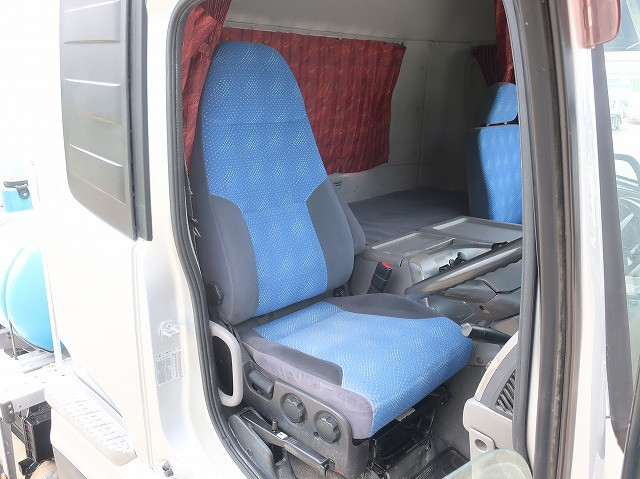 中古トラック UDトラックスコンクリートミキサー車 ＃12