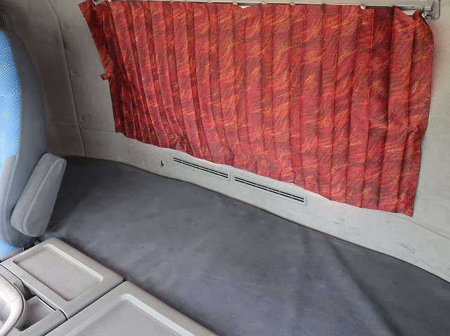 中古トラック UDトラックスコンクリートミキサー車 ＃22